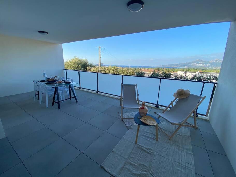 Exceptionnelle Vue Mer Calvi - Piscine - T2 Dış mekan fotoğraf